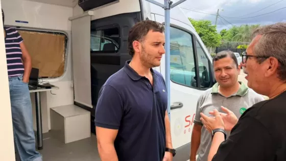 106625-mas-de-700-tramites-en-el-operativo-movil-de-dni-en-oran