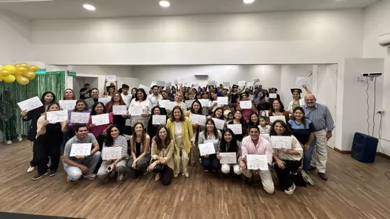 105278-en-capital-y-oran-se-hizo-entrega-de-certificaciones-a-nuevos-agentes-promotores-de-los-derechos-de-la-primera-infancia